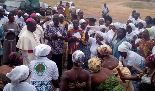 Bishop in Ghana Encourages Laity to Openly Profess Faith